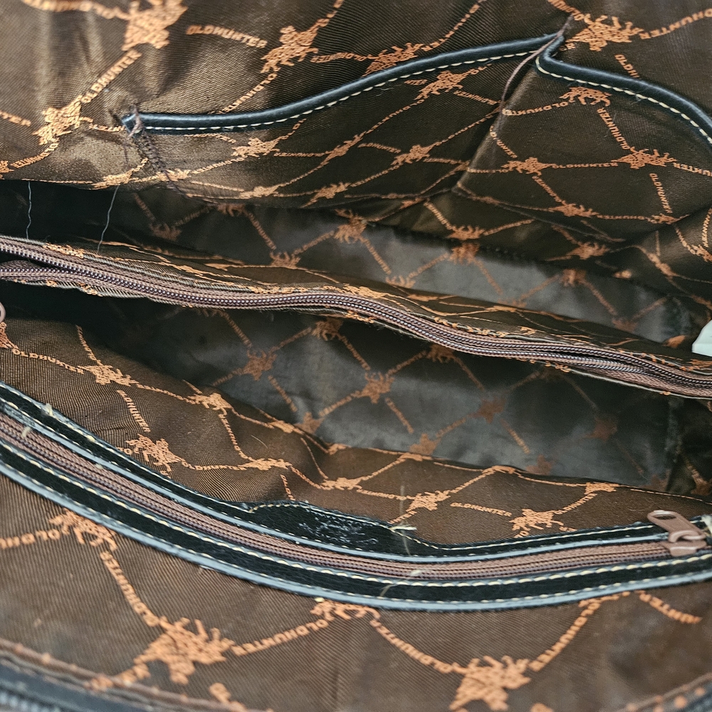 Plaid Handbag with Black Accents - Picture 7 of 10